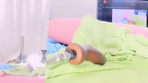 Sabrina Adams online show from 7, 12, 2024