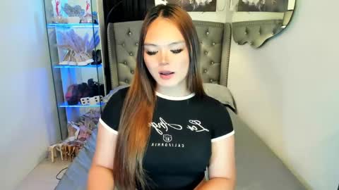 Snapshot of sabrina_hilson chatting on 8, 3, 2026 sabrina_hilson online show from 8, 3, 2026