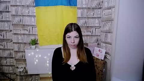 Snapshot of sabrina_sweetkiss_ chatting on 30, 9, 2025 Sabrina online show from 30, 9, 2025