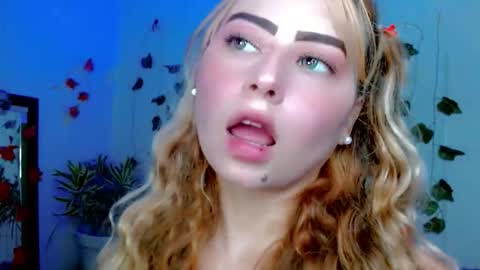 Snapshot of sabrinaexpositoxx chatting on 14, 2, 2026 SABRI online show from 14, 2, 2026