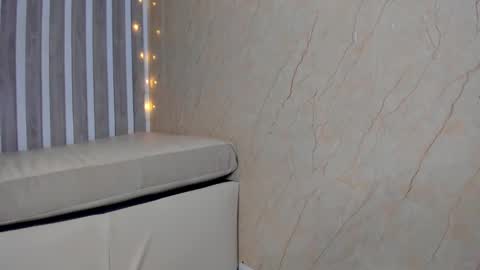 mariana  online show from 16, 1, 2025