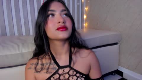 mariana  online show from 4, 2, 2025