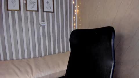 mariana  online show from 12, 2, 2025