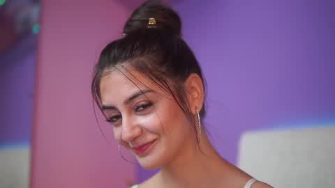  Sabrina  online show from 24, 9, 2025