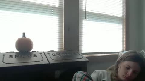 Sabrina online show from 5, 10, 2025