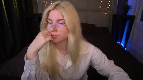 Sabrina online show from 17, 6, 2026