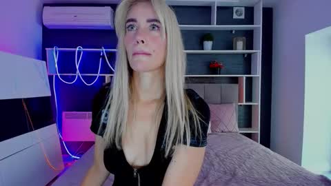 Sabrina online show from 14, 10, 2025