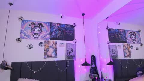 Snapshot of sabrinav_ chatting on 15, 4, 2026 Sabrina online show from 15, 4, 2026