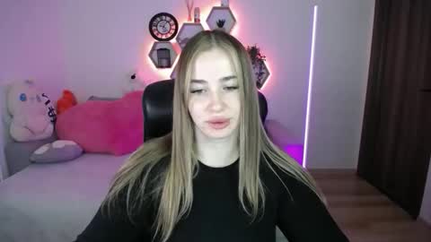 Sabrina Violet online show from 3, 5, 2026