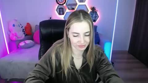 Sabrina Violet online show from 12, 5, 2026