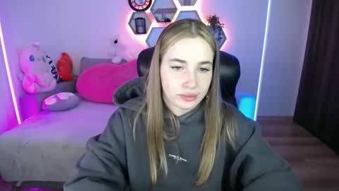 Sabrina Violet online show from 13, 5, 2026