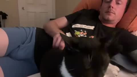 sabrosocockcarnesandwich online show from 19, 10, 2025