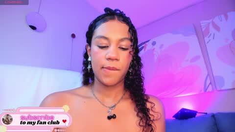 Snapshot of sade_jackson1 chatting on 13, 12, 2024 Sophie online show from 13, 12, 2024