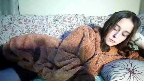 Snapshot of sademoface chatting on 17, 11, 2025 pluto online show from 17, 11, 2025