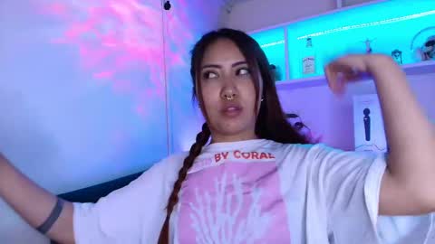 Snapshot of saelivrae chatting on 5, 11, 2025 Cami online show from 5, 11, 2025