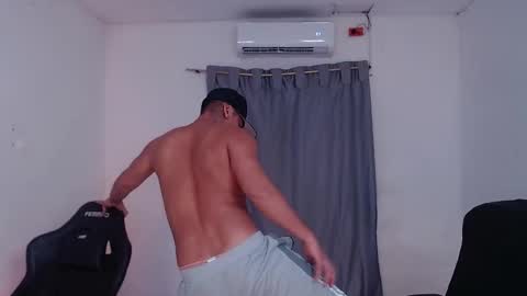 Snapshot of saenz_hotx chatting on 12, 2, 2025 saenz_hotx online show from 12, 2, 2025