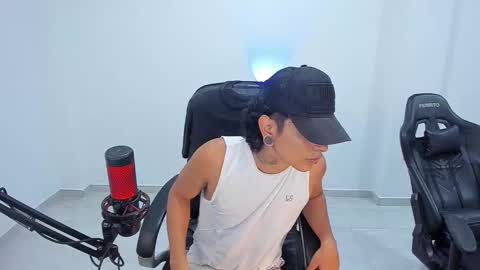 saenz_hotx online show from 9, 1, 2026