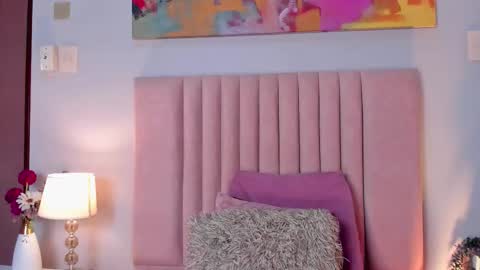 Sagira Belle online show from 24, 10, 2025