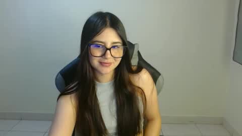 Snapshot of sahaliefox_ chatting on 17, 10, 2025 Sahaliefox online show from 17, 10, 2025