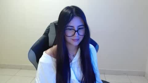 Snapshot of sahaliefox_ chatting on 24, 10, 2025 Sahaliefox online show from 24, 10, 2025