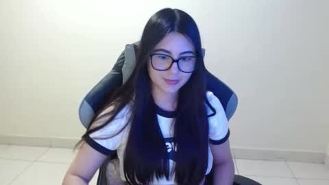 Snapshot of sahaliefox_ chatting on 30, 10, 2025 Sahaliefox online show from 30, 10, 2025