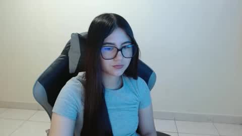 Snapshot of sahaliefox_ chatting on 11, 11, 2025 Sahaliefox online show from 11, 11, 2025