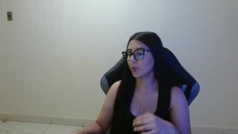 Snapshot of sahaliefox_ chatting on 18, 3, 2026 Sahaliefox online show from 18, 3, 2026