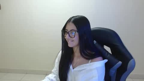 Snapshot of sahaliefox_ chatting on 25, 3, 2026 Sahaliefox online show from 25, 3, 2026
