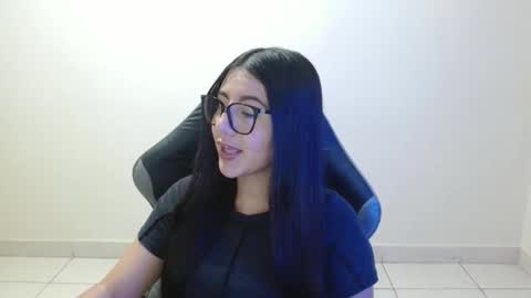 Snapshot of sahaliefox_ chatting on 16, 4, 2026 Sahaliefox online show from 16, 4, 2026