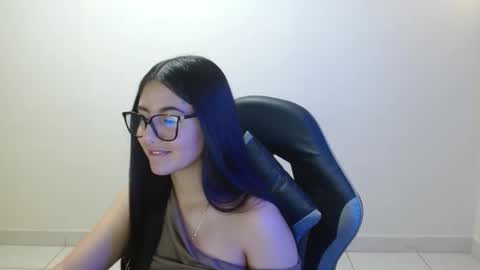 Snapshot of sahaliefox_ chatting on 18, 4, 2026 Sahaliefox online show from 18, 4, 2026