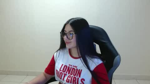 Snapshot of sahaliefox_ chatting on 29, 4, 2026 Sahaliefox online show from 29, 4, 2026