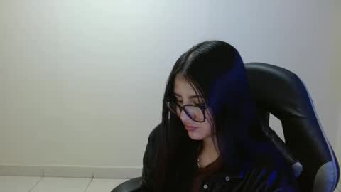 Snapshot of sahaliefox_ chatting on 11, 5, 2026 Sahaliefox online show from 11, 5, 2026