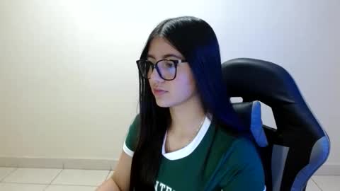 Snapshot of sahaliefox_ chatting on 29, 5, 2026 Sahaliefox online show from 29, 5, 2026