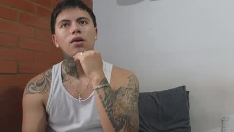 Snapshot of sahara_n_thiago chatting on 27, 5, 2026 Sahara y Thiago online show from 27, 5, 2026