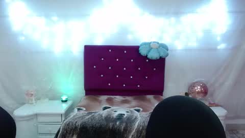 Snapshot of saharajonson chatting on 9, 10, 2025 saharajonson online show from 9, 10, 2025