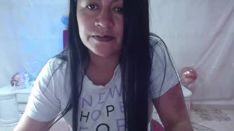 Snapshot of saharajonson chatting on 20, 10, 2025 saharajonson online show from 20, 10, 2025