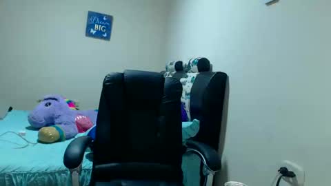 Snapshot of sahotlove1 chatting on 11, 1, 2025 Karina online show from 11, 1, 2025