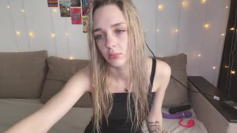 Sofia online show from 3, 2, 2025