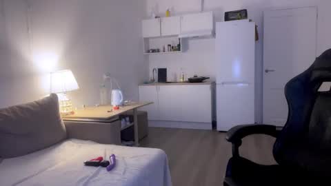 Sofia online show from 28, 2, 2025