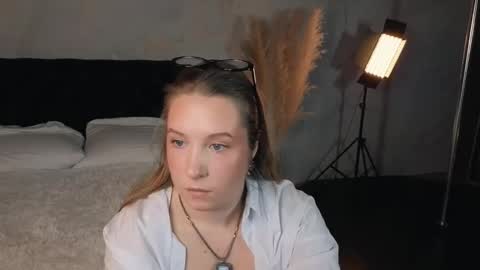 Snapshot of saint__vicious chatting on 9, 10, 2025 saint__vicious online show from 9, 10, 2025