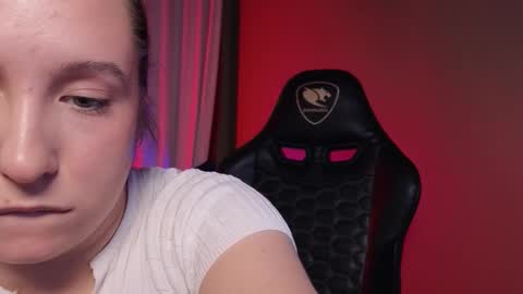 Snapshot of saint__vicious chatting on 16, 10, 2025 saint__vicious online show from 16, 10, 2025