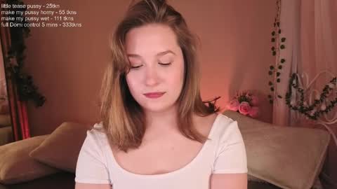 Snapshot of saint__vicious chatting on 8, 4, 2026 saint__vicious online show from 8, 4, 2026