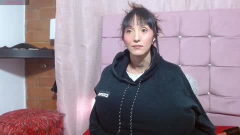 Sakura Skinny online show from 10, 12, 2024