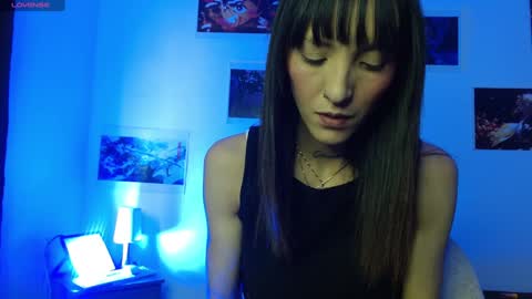 Sakura Skinny online show from 18, 12, 2024