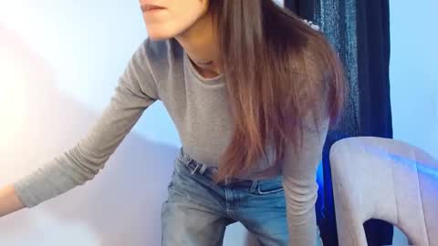 Sakura Skinny online show from 26, 2, 2025
