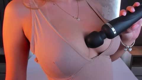 S A L I H A online show from 23, 10, 2025