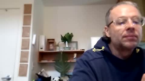 Snapshot of salis1981 chatting on 14, 10, 2025 salis1981 online show from 14, 10, 2025