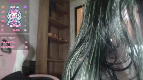 Snapshot of sally23_ chatting on 8, 10, 2025  salloy  online show from 8, 10, 2025
