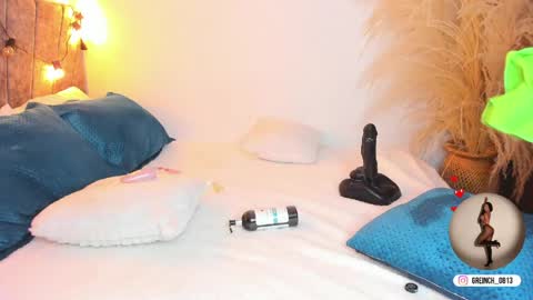 Snapshot of sally_rosses chatting on 11, 5, 2026 sally rosses online show from 11, 5, 2026