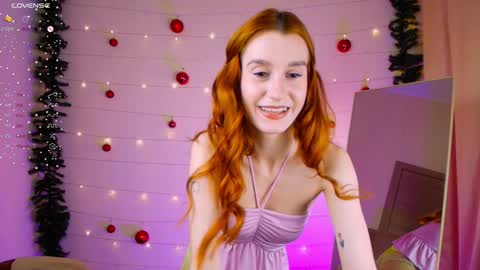 Snapshot of sallybiscuit chatting on 21, 12, 2024 Sally online show from 21, 12, 2024